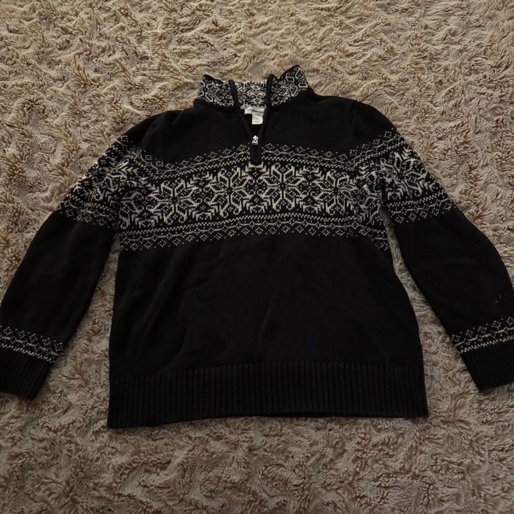 Unisex Black and White Patterned Sweater